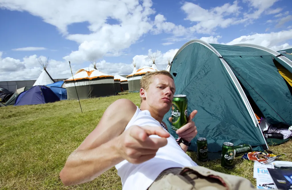 Festivalgoers and atmosphere at Global Gathering 2009